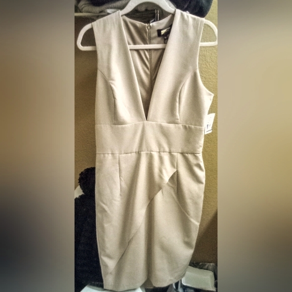 Alexa Admor Dress Sz Med - Picture 1 of 4